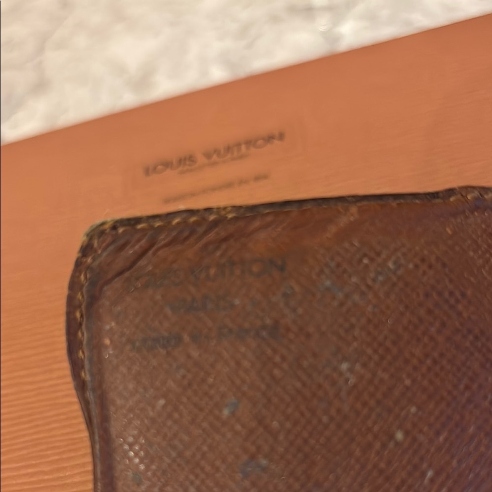 Vintage Louis Vuitton Monogram Card Holder - Picture 7 of 11